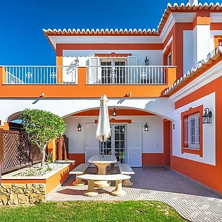 4 Bedroooms/private Pool, Bbq, Ac, Wifi ホテル