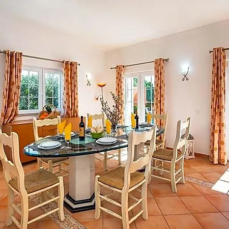 ホテル 4 Bedroooms/private Pool, Bbq, Ac, Wifi